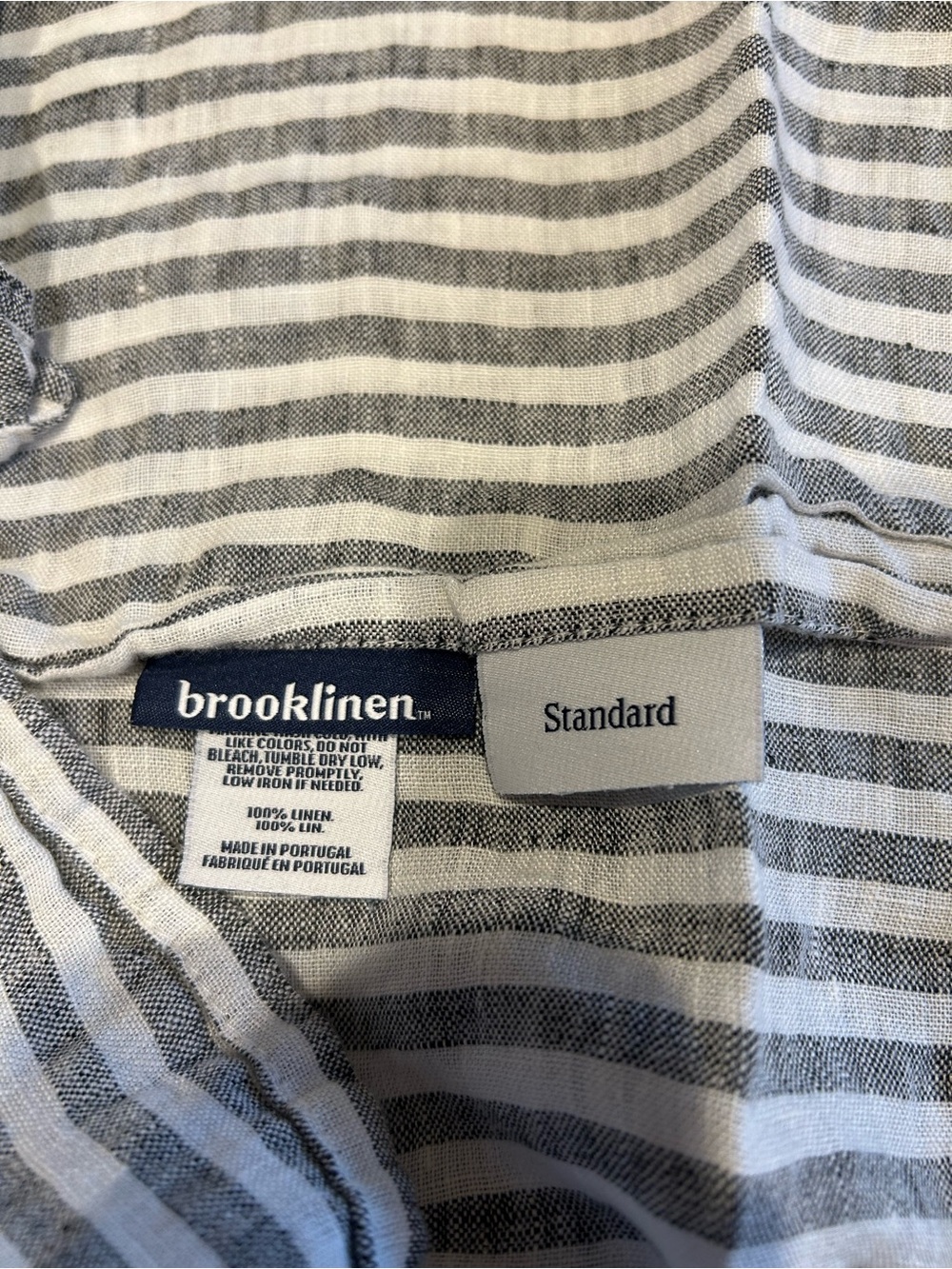 Brooklinen Washed Linen full sheet set, oxford stripe in charcoal and white - Picture 2 of 3